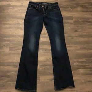 Lucky brand bootcut jeans size2